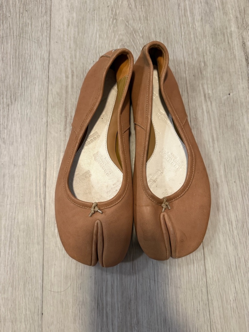 Preloved maison margiela tabi shoes size 37.